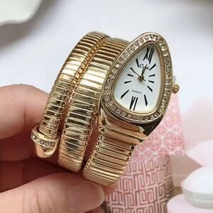 Serpenti Luxury Gold Wrap Watch with Crystal-Embellished Teardrop Dial